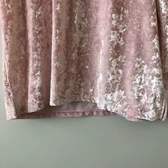 HUE Baby Pink Crushed Velvet Short Sleeve Top - Picture 5 of 6